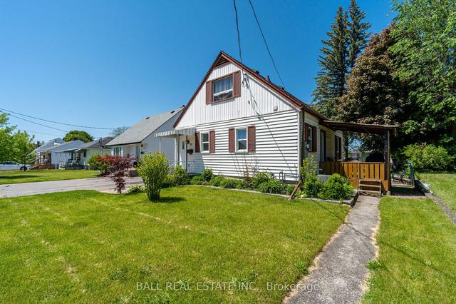 52 Montgomery St, House detached with 3 bedrooms, 1 bathrooms and 3 parking in Peterborough ON | Image 30
