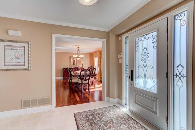34 Humber Valley Cres, House detached with 4 bedrooms, 6 bathrooms and 8 parking in King ON | Image 23