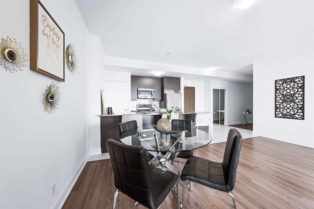 704 - 2910 Highway 7 Rd W, Condo with 2 bedrooms, 2 bathrooms and 1 parking in Vaughan ON | Image 2