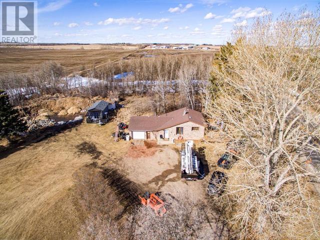 38238 Highway 596, House detached with 1 bedrooms, 1 bathrooms and 1 parking in Red Deer County AB | Image 2