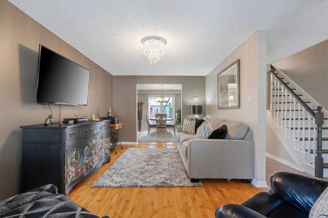 230 Oakwood Cres, House detached with 3 bedrooms, 3 bathrooms and 5 parking in Orangeville ON | Image 36
