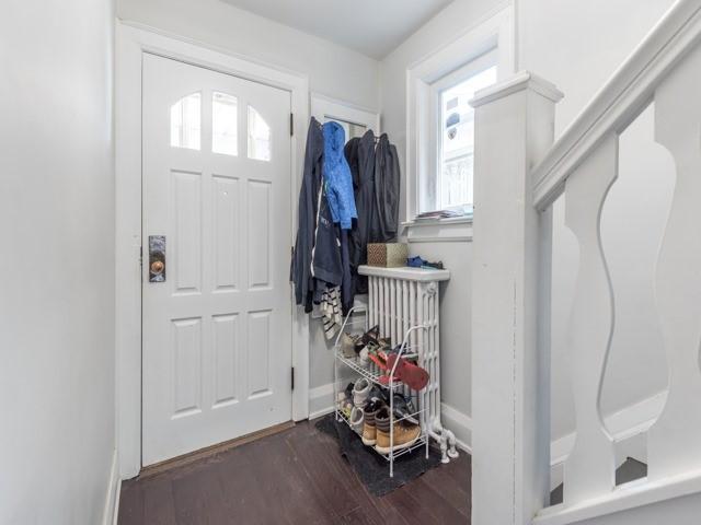 11 Moir Ave, House semidetached with 3 bedrooms, 3 bathrooms and 2 parking in Toronto ON | Image 2