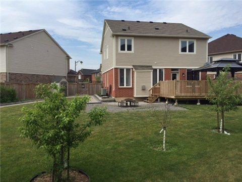 382 Schreyer Cres, House detached with 4 bedrooms, 3 bathrooms and 2 parking in Milton ON | Image 13