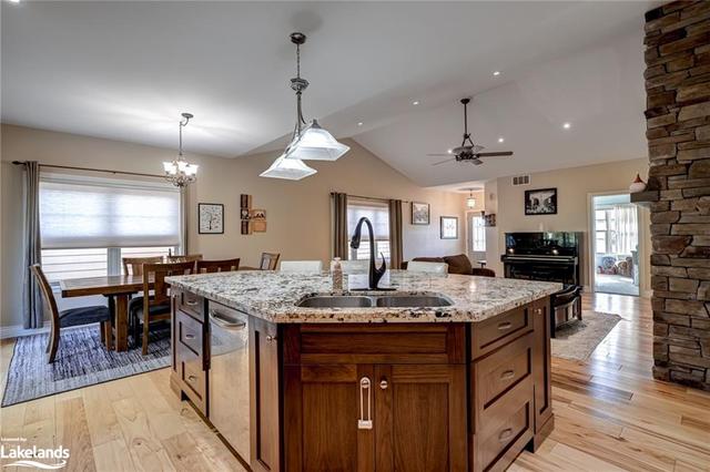 12 Baycrest Drive, House detached with 5 bedrooms, 3 bathrooms and 6 parking in Parry Sound ON | Image 25