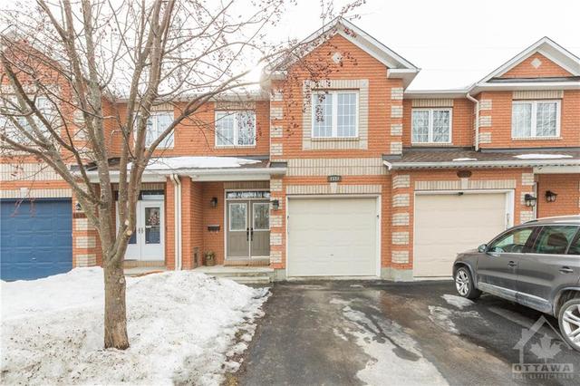 1537 Demeter Street, Townhouse with 3 bedrooms, 2 bathrooms and 3 parking in Ottawa ON | Image 1