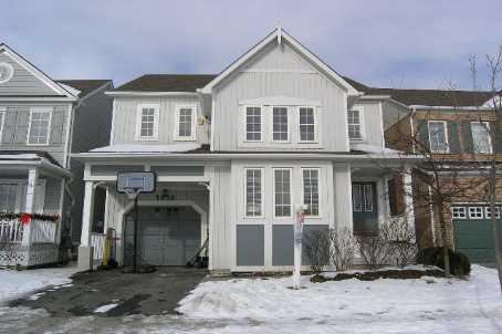 1136 Middlebury Ave, House detached with 3 bedrooms, 4 bathrooms and 2 parking in Oshawa ON | Image 1