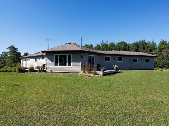 096150 4th Line Sw Line, House detached with 3 bedrooms, 1 bathrooms and 10 parking in Melancthon ON | Image 18