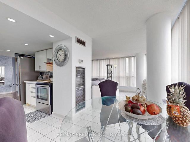 601 - 5 Rowntree Rd, Condo with 2 bedrooms, 2 bathrooms and 1 parking in Toronto ON | Image 4