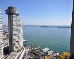 ph3504 - 33 Harbour Sq, Condo with 3 bedrooms, 3 bathrooms and 1 parking in Toronto ON | Image 12