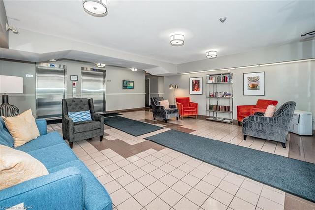 608 - 107 Bagot St Street, House attached with 2 bedrooms, 1 bathrooms and 2 parking in Guelph ON | Image 15