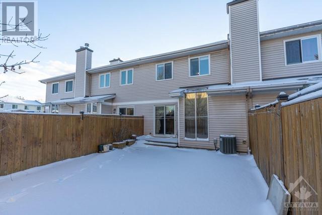 91 Burlington Crescent, Townhouse with 3 bedrooms, 4 bathrooms and 3 parking in Ottawa ON | Image 30