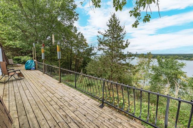 329 County Road 7, House detached with 3 bedrooms, 3 bathrooms and 5 parking in Prince Edward County ON | Image 32