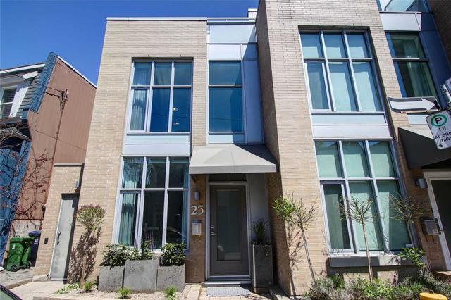 th3 - 23 Bright St, Townhouse with 3 bedrooms, 3 bathrooms and 1 parking in Toronto ON | Image 1