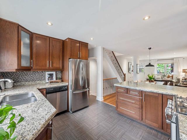 105 Winnett Ave, House semidetached with 3 bedrooms, 2 bathrooms and 1 parking in Toronto ON | Image 20