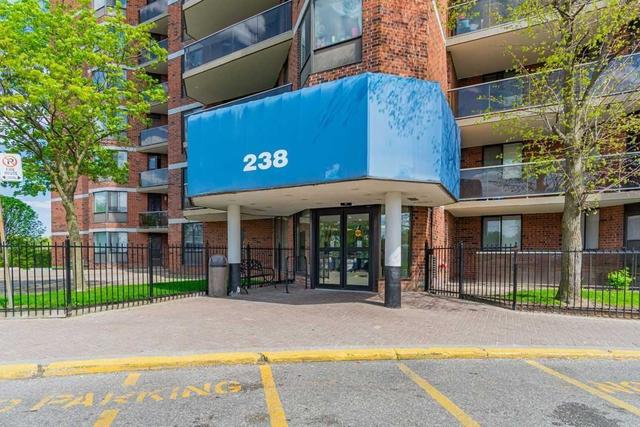 908 - 238 Albion Rd, Condo with 3 bedrooms, 2 bathrooms and 1 parking in Toronto ON | Image 18