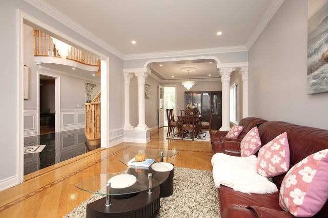 toronto - 17 Partridge Lane, House detached with 4 bedrooms, 5 bathrooms and 11 parking in Toronto ON | Image 34