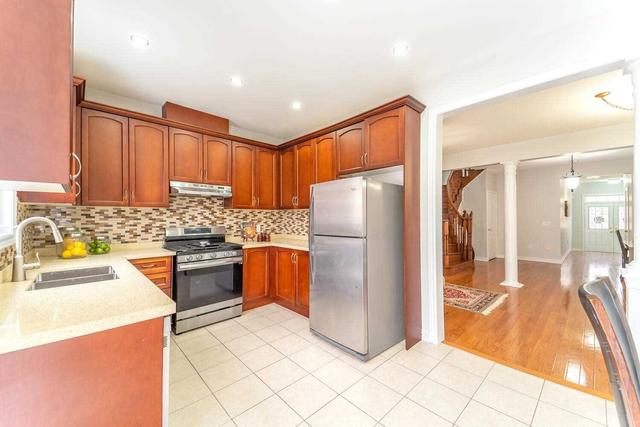 15 Needletree Dr, House semidetached with 4 bedrooms, 4 bathrooms and 4 parking in Brampton ON | Image 6