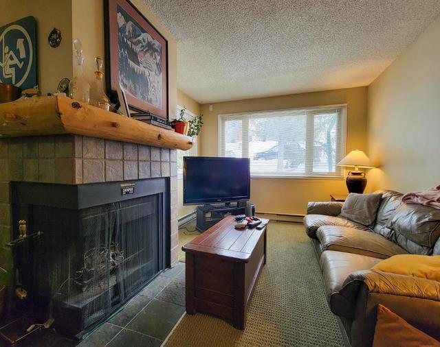 210 - 2035 Panorama Drive, Condo with 2 bedrooms, 2 bathrooms and null parking in East Kootenay F BC | Image 11