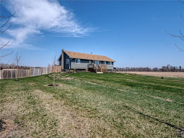 1225 10th Concession Road, House detached with 5 bedrooms, 2 bathrooms and 15 parking in Norfolk County ON | Image 3