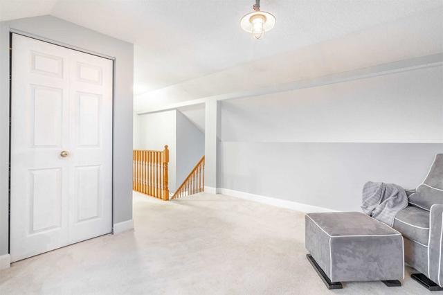 5 - 2230 Walkers Line, Townhouse with 2 bedrooms, 4 bathrooms and 2 parking in Burlington ON | Image 9