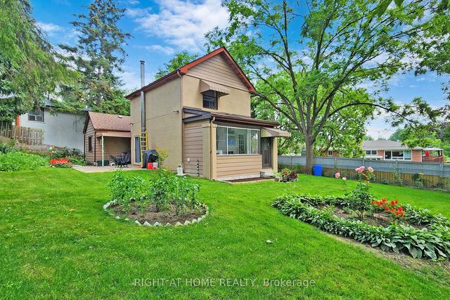 1 Edgebrook Dr, House detached with 3 bedrooms, 2 bathrooms and 4 parking in Toronto ON | Image 27