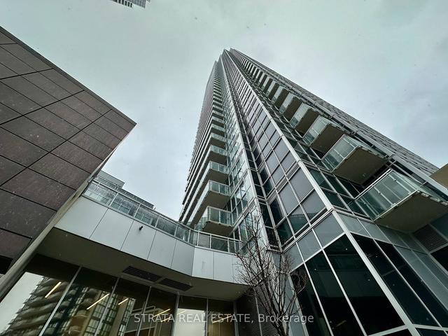 2406 - 2908 Highway 7, Condo with 1 bedrooms, 2 bathrooms and 1 parking in Vaughan ON | Image 12