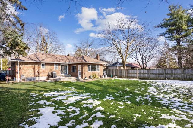 2116 Munden Rd, House detached with 3 bedrooms, 2 bathrooms and 4 parking in Mississauga ON | Image 16