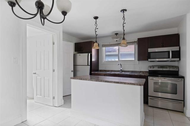 181 Vine St S, House detached with 3 bedrooms, 1 bathrooms and 2 parking in St. Catharines ON | Image 8