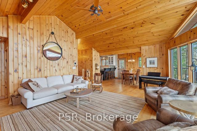 1824 Kilworthy Rd, House detached with 4 bedrooms, 2 bathrooms and 6 parking in Gravenhurst ON | Image 7
