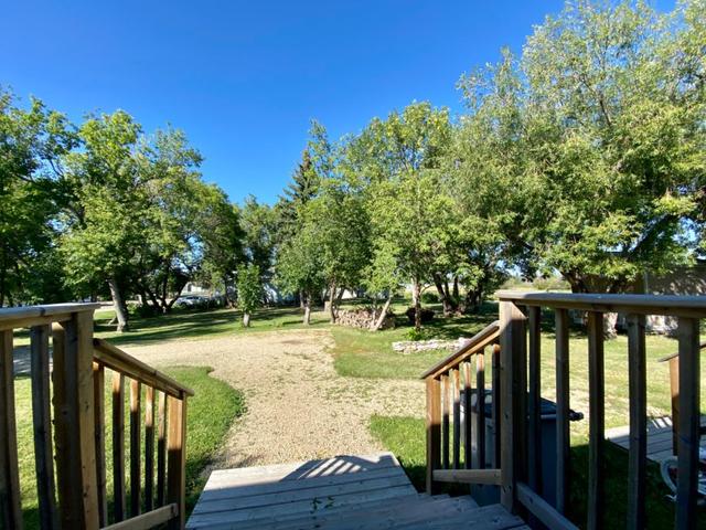 5221 48 Street, House detached with 2 bedrooms, 1 bathrooms and 6 parking in Lac Ste. Anne County AB | Image 18