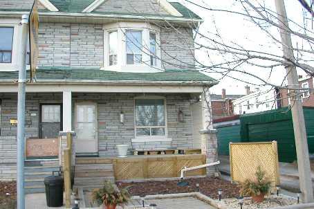 104 Oakvale Ave, House semidetached with 3 bedrooms, 2 bathrooms and null parking in Toronto ON | Image 1