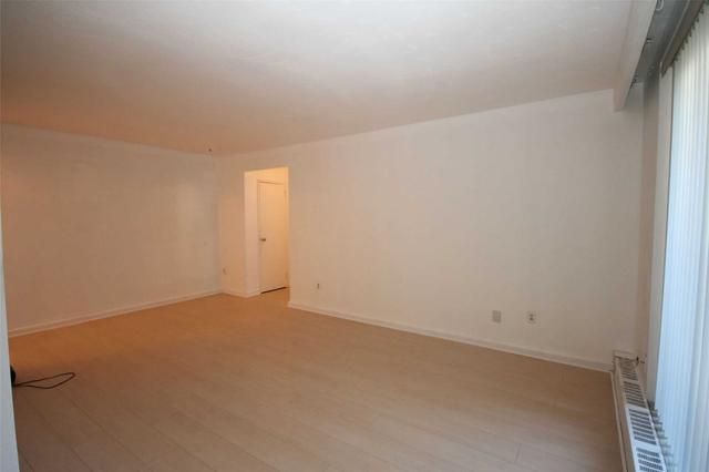 201 - 915 Midland Ave, Condo with 1 bedrooms, 1 bathrooms and 1 parking in Toronto ON | Image 22
