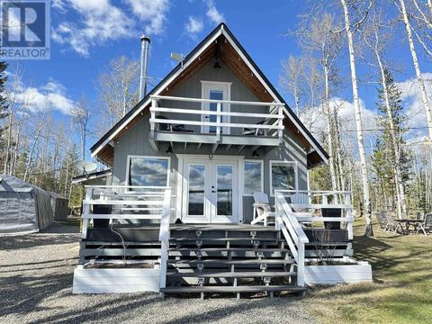 6333 N Green Lake Road, House detached with 3 bedrooms, 1 bathrooms and null parking in Cariboo L BC | Card Image