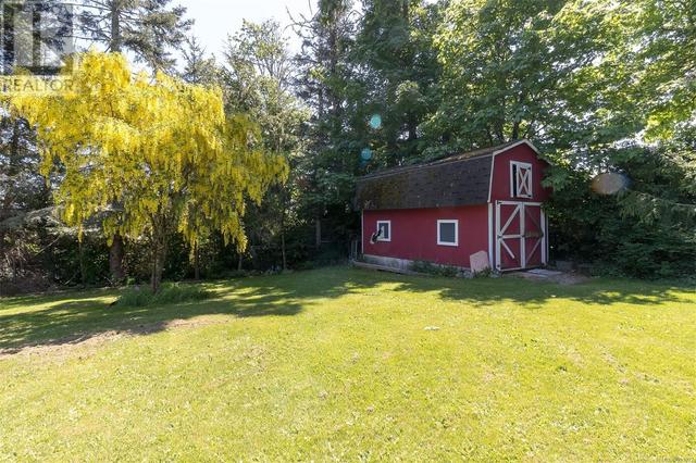 6787 Grant Rd W, House detached with 3 bedrooms, 2 bathrooms and 12 parking in Sooke BC | Image 41