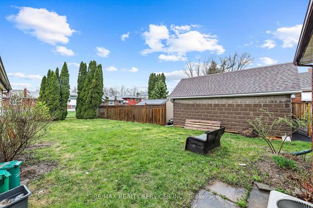 6607 Orchard Ave, House detached with 3 bedrooms, 3 bathrooms and 6 parking in Niagara Falls ON | Image 16