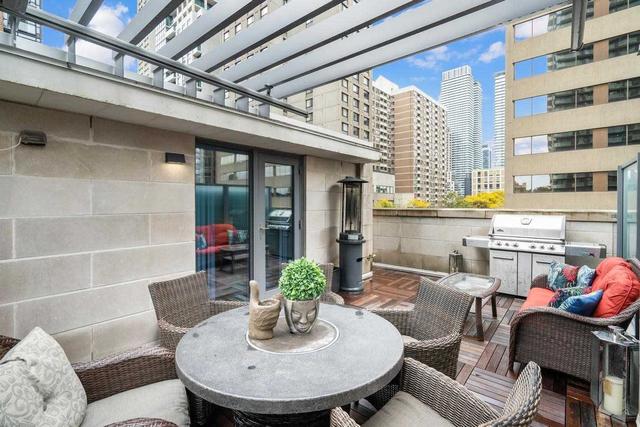 th 16 - 1086 Bay St, Townhouse with 3 bedrooms, 4 bathrooms and 2 parking in Toronto ON | Image 29