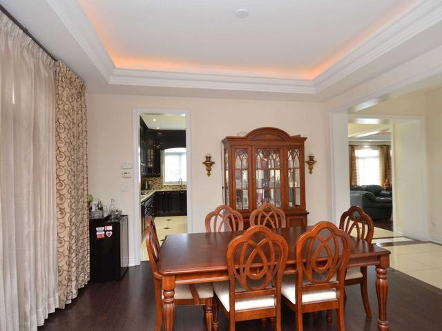 9 Port Hope Hllw, House detached with 5 bedrooms, 4 bathrooms and 7 parking in Brampton ON | Image 37