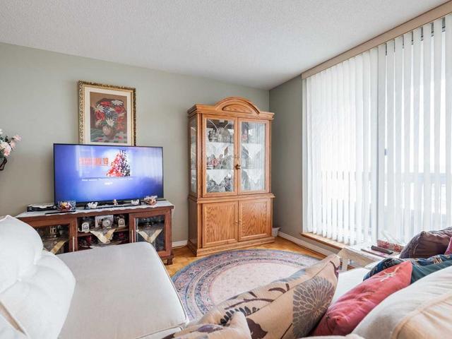 507 - 11 Thorncliffe Park Dr, Condo with 2 bedrooms, 2 bathrooms and 1 parking in Toronto ON | Image 17