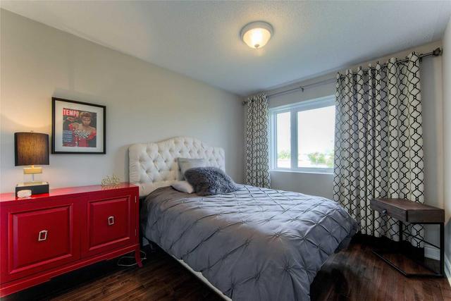 U9 - 8032 Kipling Ave, Condo with 3 bedrooms, 4 bathrooms and 1 parking in Vaughan ON | Image 17