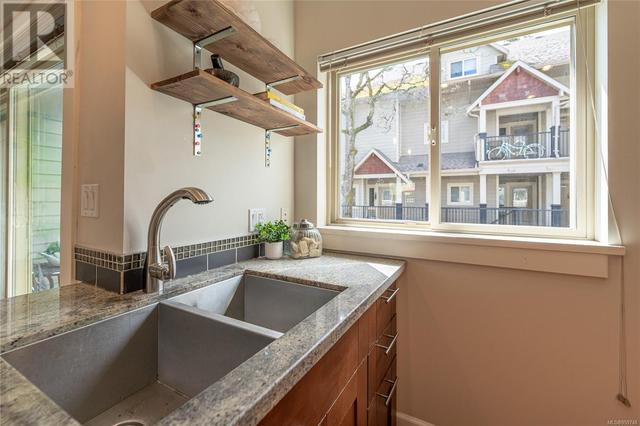 117 - 785 Station Ave, House attached with 2 bedrooms, 4 bathrooms and 1 parking in Langford BC | Image 16