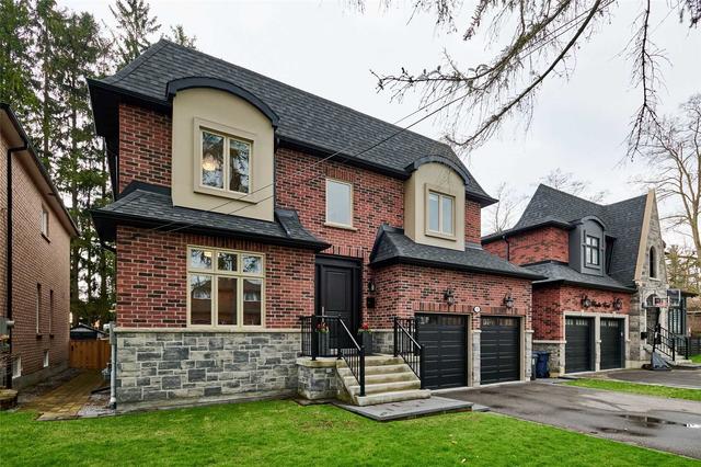 19 Wanita Rd, House detached with 4 bedrooms, 5 bathrooms and 7 parking in Toronto ON | Image 1