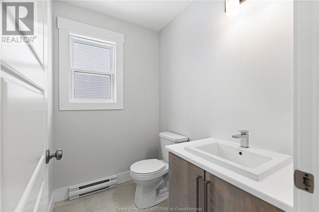 27 Foxtrot St, House semidetached with 3 bedrooms, 2 bathrooms and null parking in Dieppe NB | Image 5