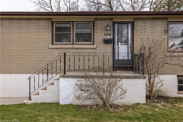 694 Portsmouth Avenue, House detached with 4 bedrooms, 2 bathrooms and 4 parking in Kingston ON | Image 34