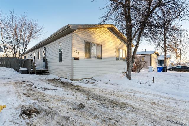 309 Grey Crescent, House detached with 3 bedrooms, 1 bathrooms and 3 parking in Wood Buffalo AB | Image 22