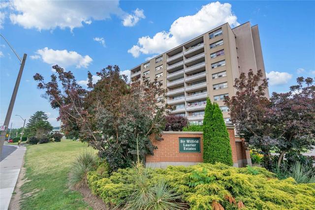 1004 - 15 Albright Rd, Condo with 2 bedrooms, 1 bathrooms and 1 parking in Hamilton ON | Image 1