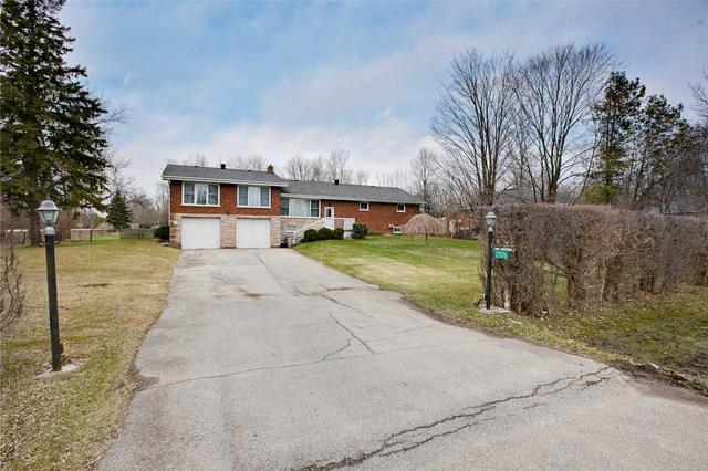 27076 Civic Centre Rd, House detached with 4 bedrooms, 2 bathrooms and 6 parking in Georgina ON | Image 4