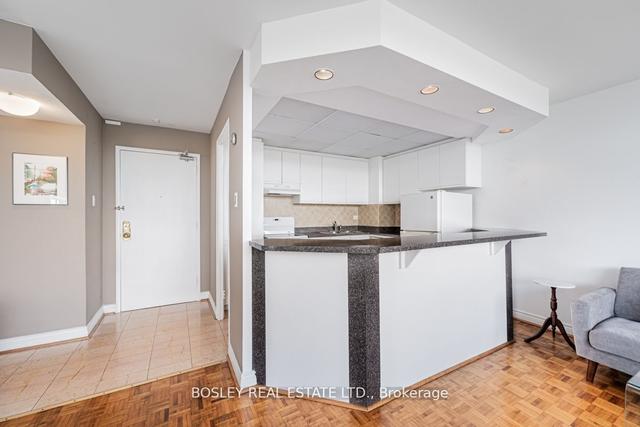 601 - 580 Christie St, Condo with 2 bedrooms, 1 bathrooms and 1 parking in Toronto ON | Image 21