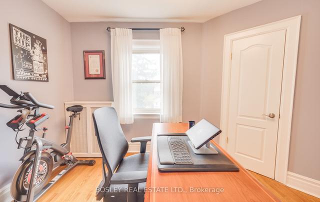 188 Melrose Ave, House semidetached with 3 bedrooms, 2 bathrooms and 1 parking in Toronto ON | Image 19