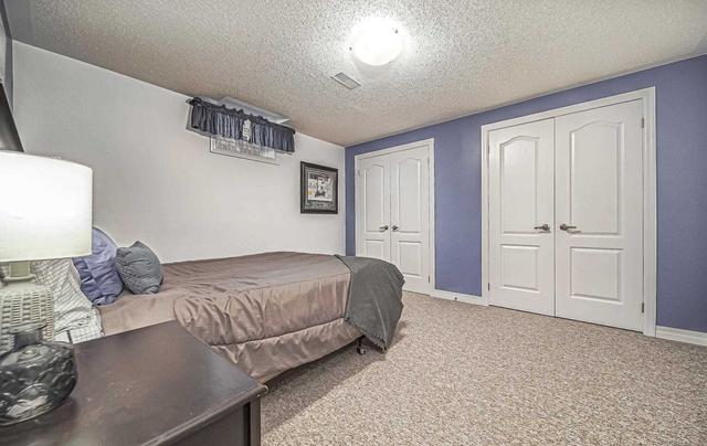 860 Coldstream Dr, House detached with 2 bedrooms, 3 bathrooms and 6 parking in Oshawa ON | Image 14