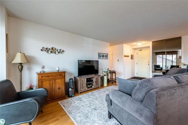 303 - 21 East Avenue S, Condo with 2 bedrooms, 2 bathrooms and 1 parking in Hamilton ON | Image 18
